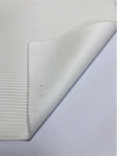 DG-PGSG  PS31608  50牛奶絲條仔布+高溫膜+四面彈搖粒絨 56''  385±10gsm 底布86%poly,14%elastane  面布88%poly,12%elastane  MOQ:1000y 45度照